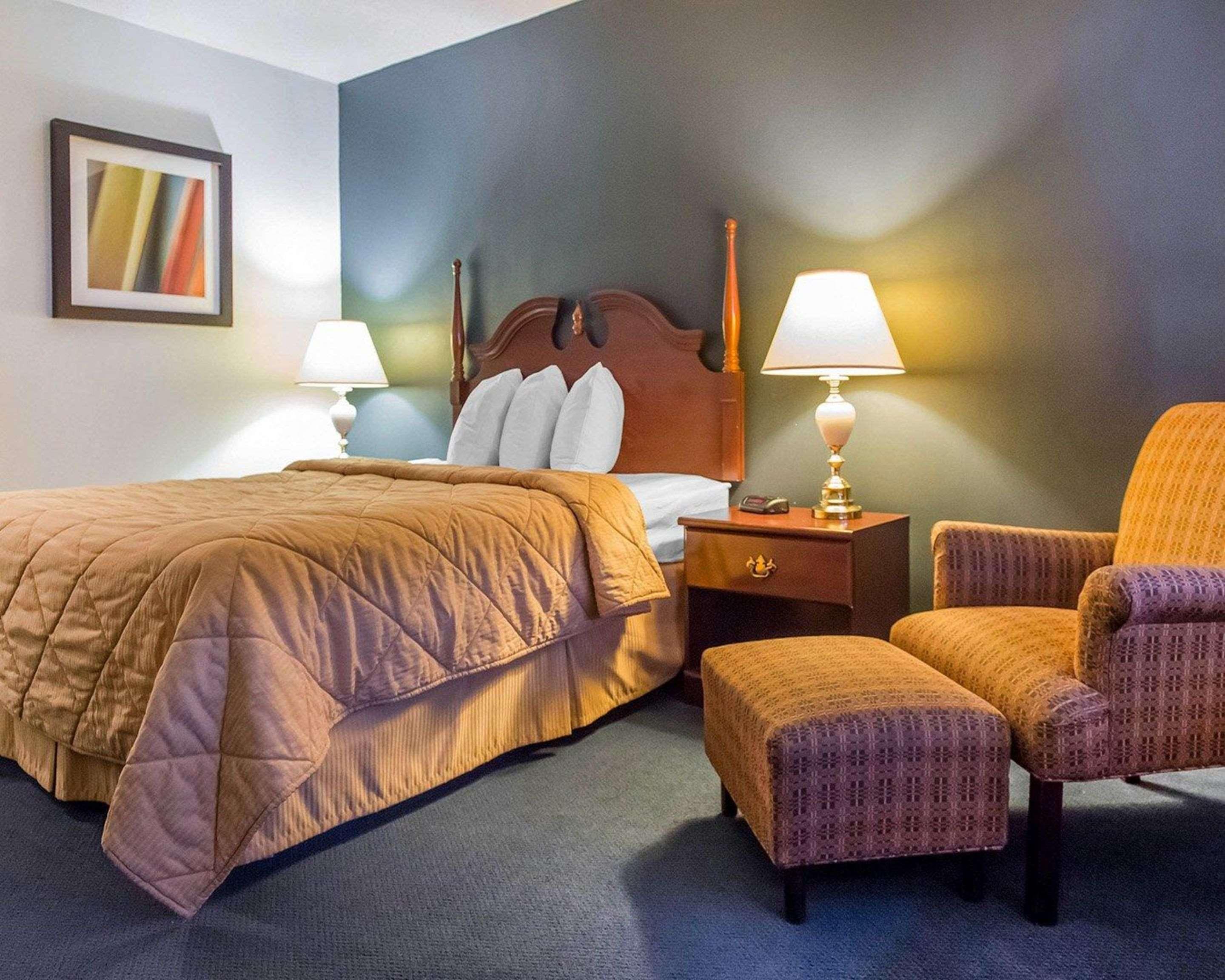 Econo Lodge Smiths Falls Zewnętrze zdjęcie