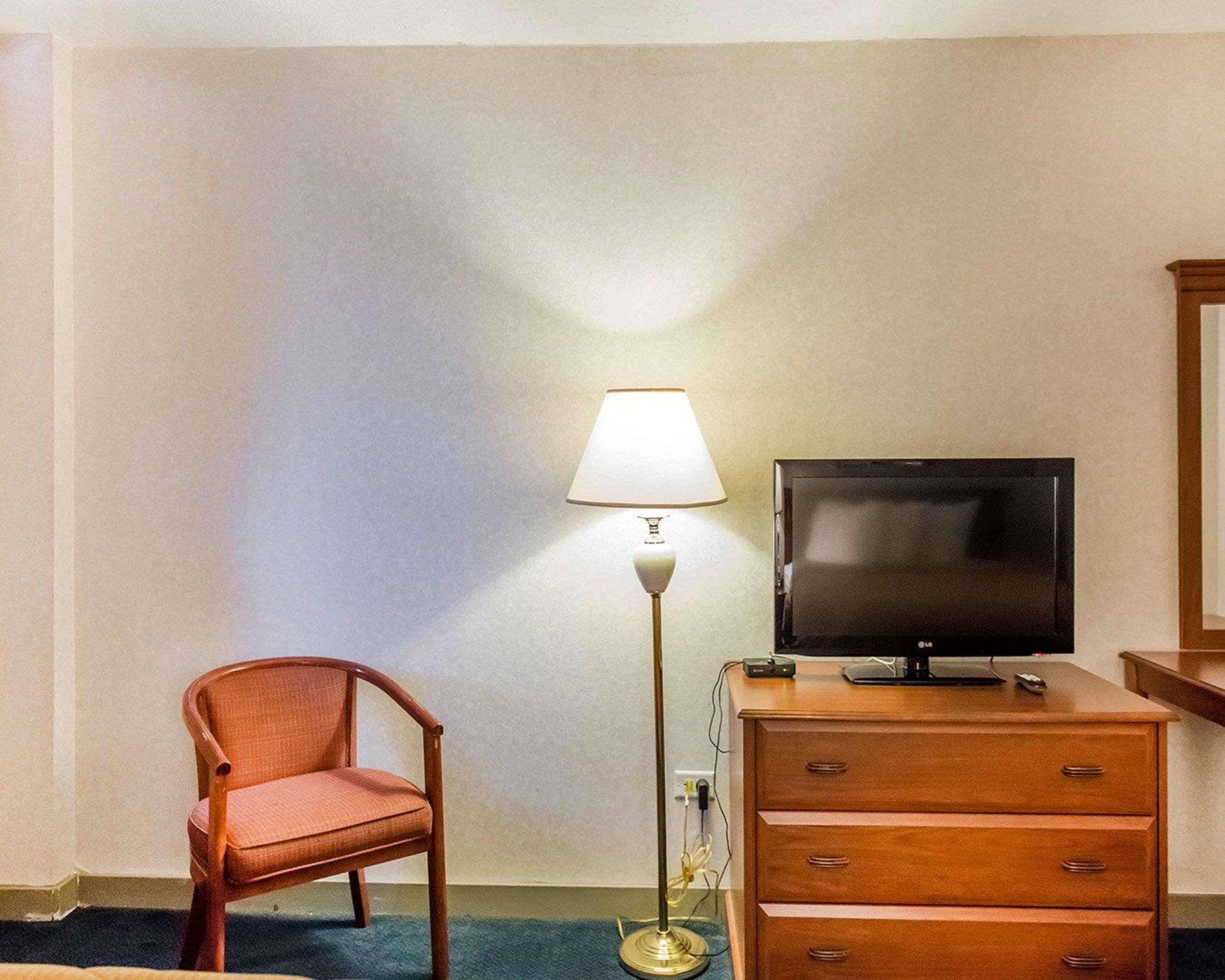 Econo Lodge Smiths Falls Zewnętrze zdjęcie
