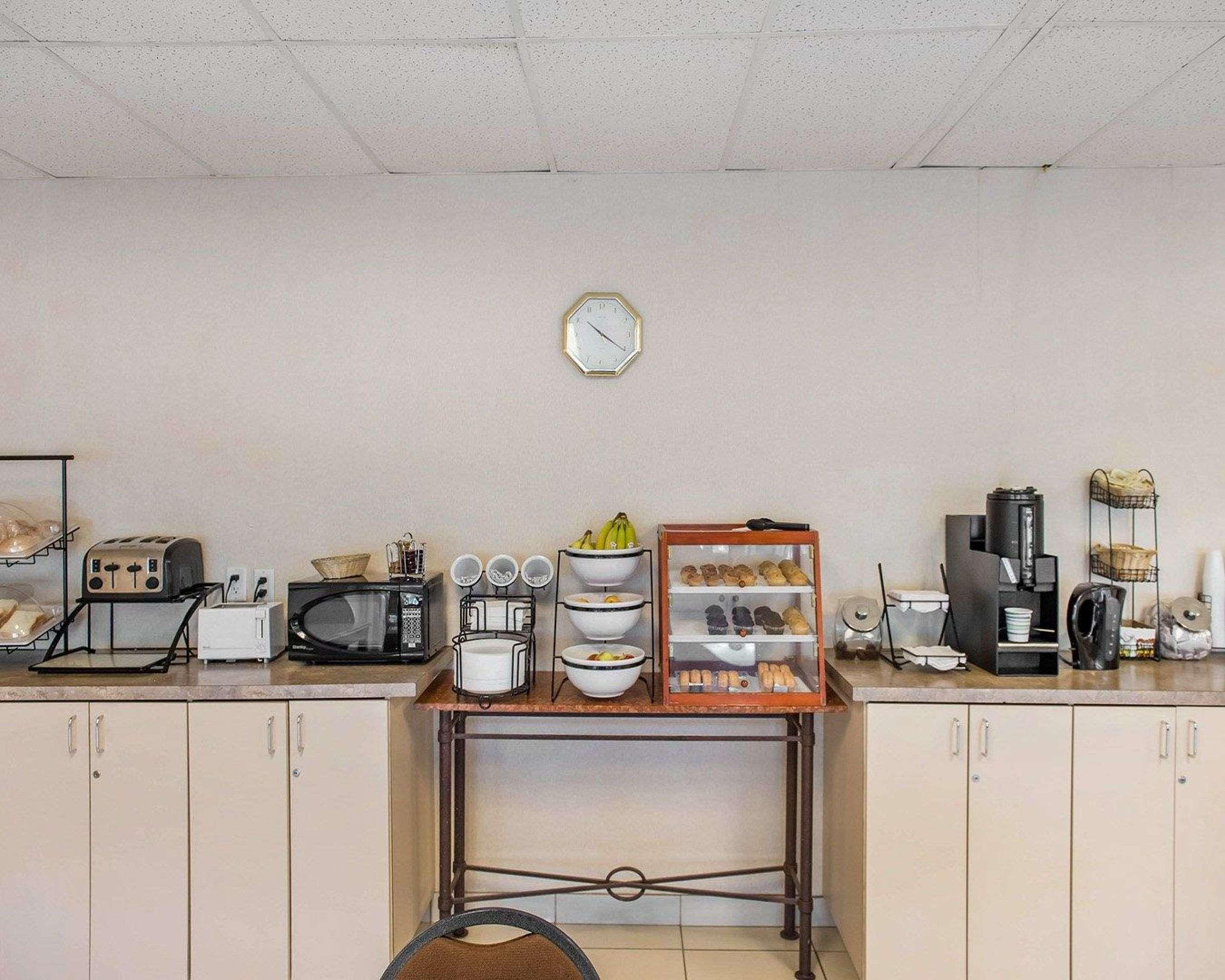 Econo Lodge Smiths Falls Zewnętrze zdjęcie