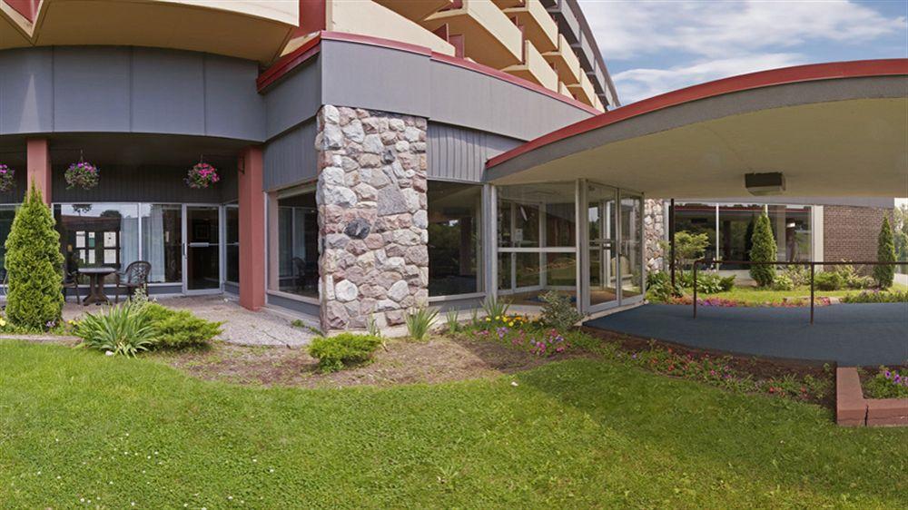 Econo Lodge Smiths Falls Zewnętrze zdjęcie