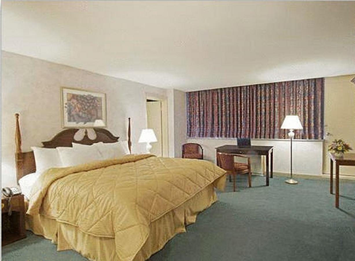 Econo Lodge Smiths Falls Zewnętrze zdjęcie