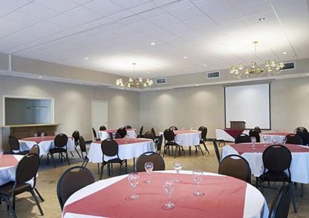 Econo Lodge Smiths Falls Restauracja zdjęcie