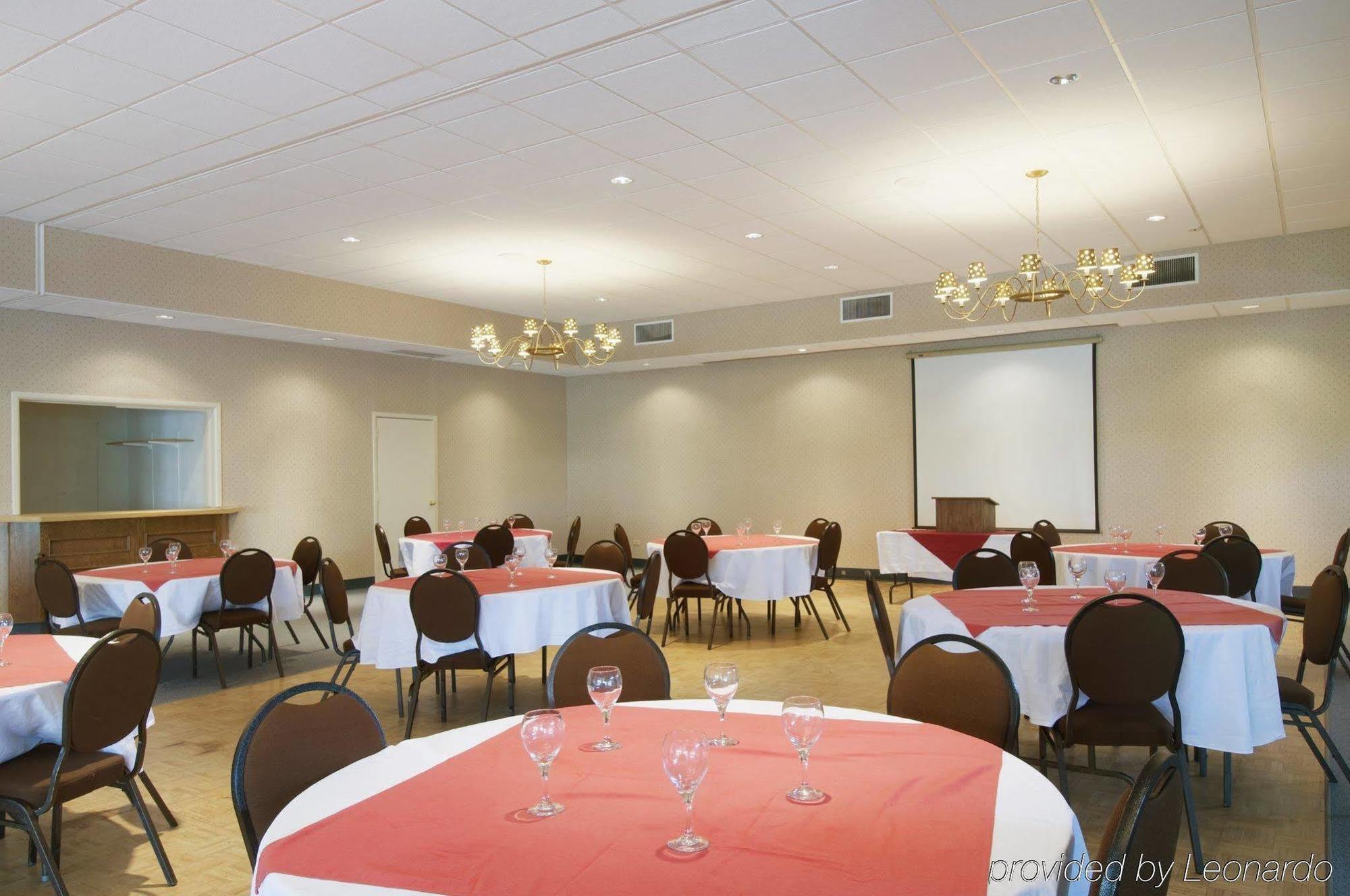 Econo Lodge Smiths Falls Zewnętrze zdjęcie